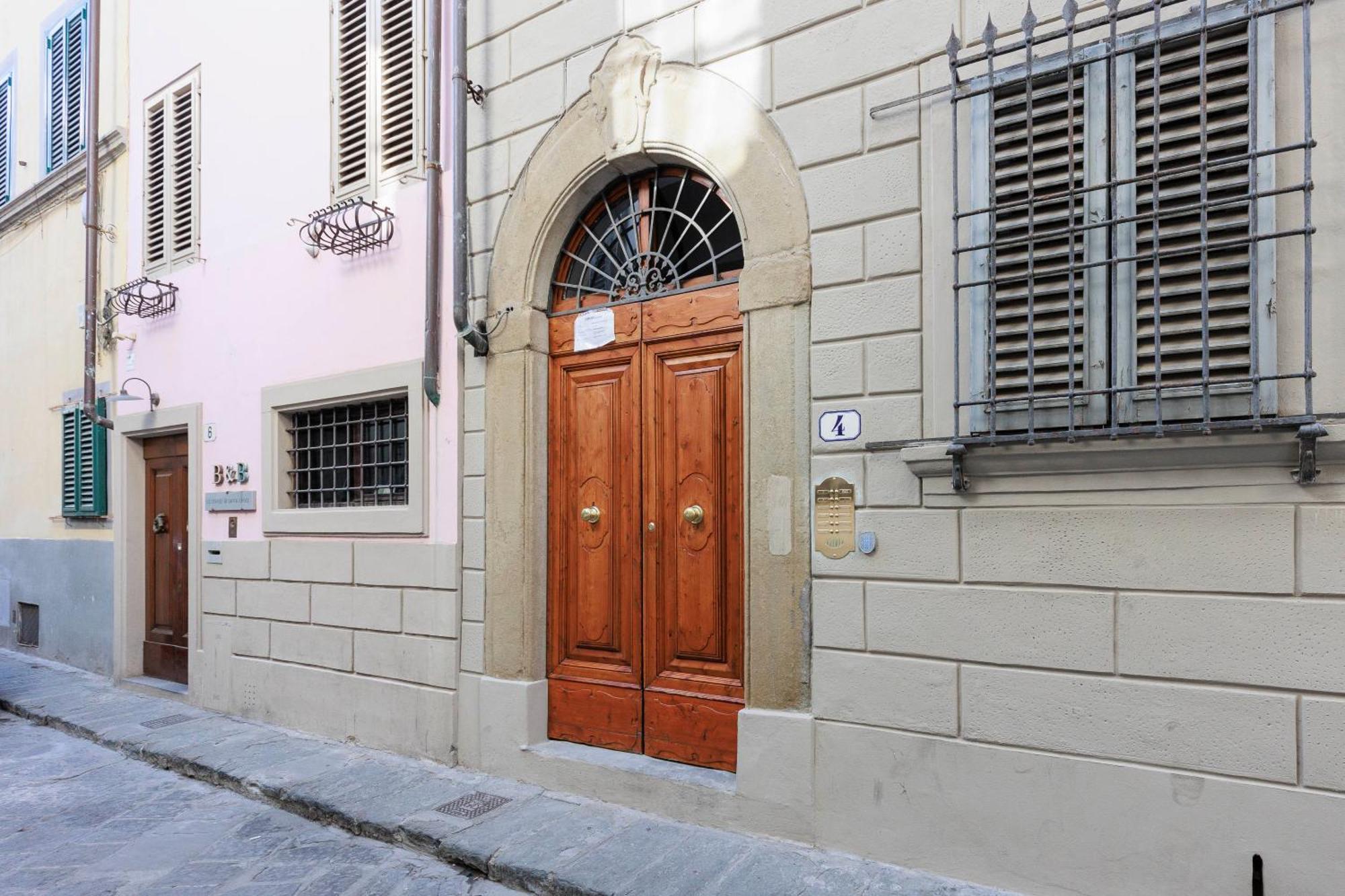 Romantic Santa Croce Apartment Florence Exterior photo